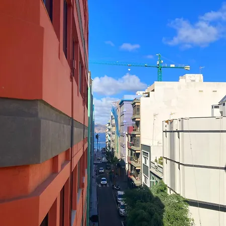 Intimate & Stylish With Balcony